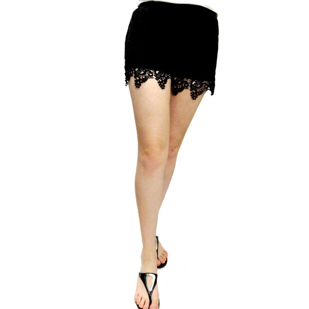 Choa Black Lace Shorts  Boho Style Chic Stretchy